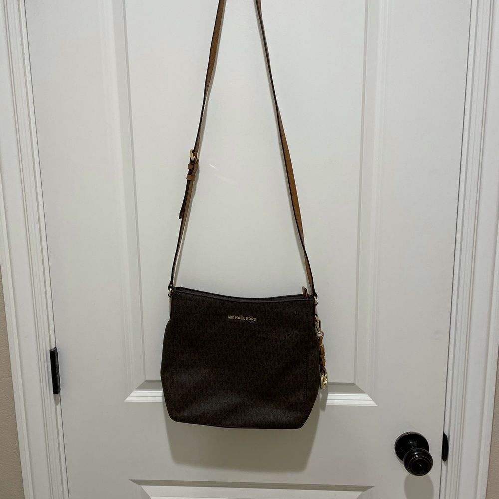 Michael Kors Jet Set Crossbody